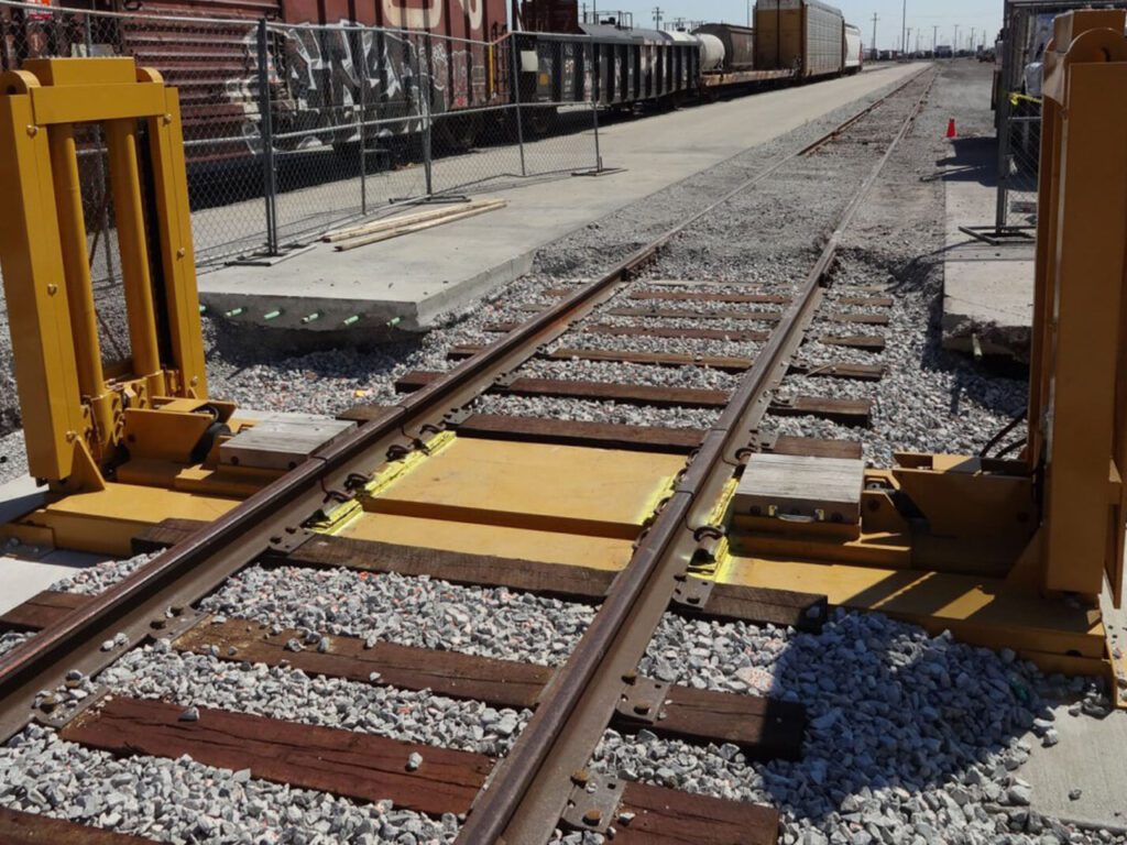 An image of an in-rail jack